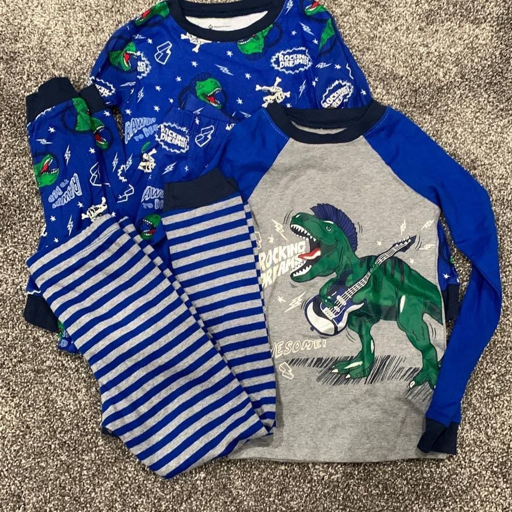 New Without Tags 5T Pajamas